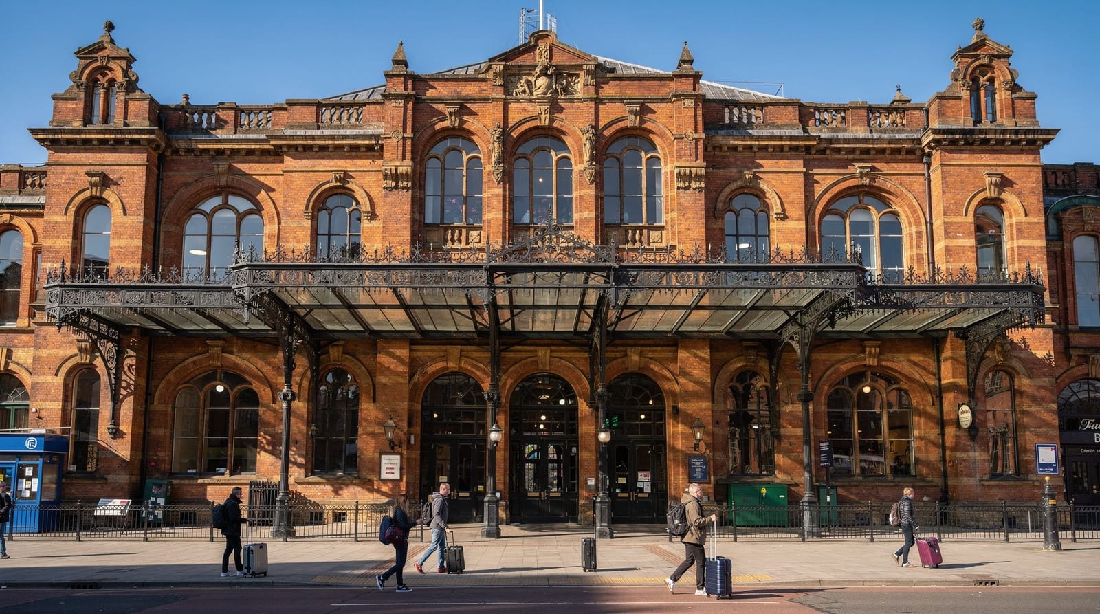 Chester trains and day trips — Real train times from Chester station to Liverpool, Manchester, Llandudno, Conwy