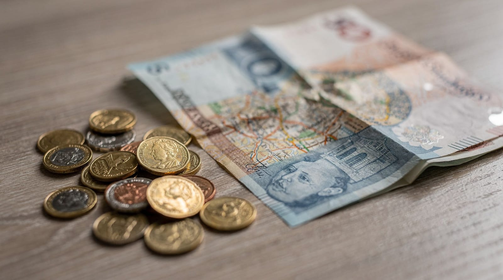 Chester & North Wales budget calculator — Estimate your total trip cost in pounds, based on travel style, duration and pla